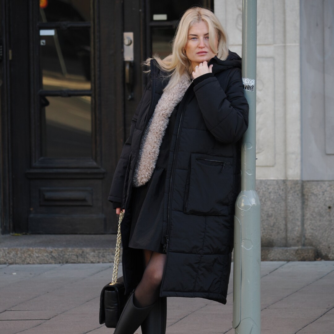 PADDED COAT