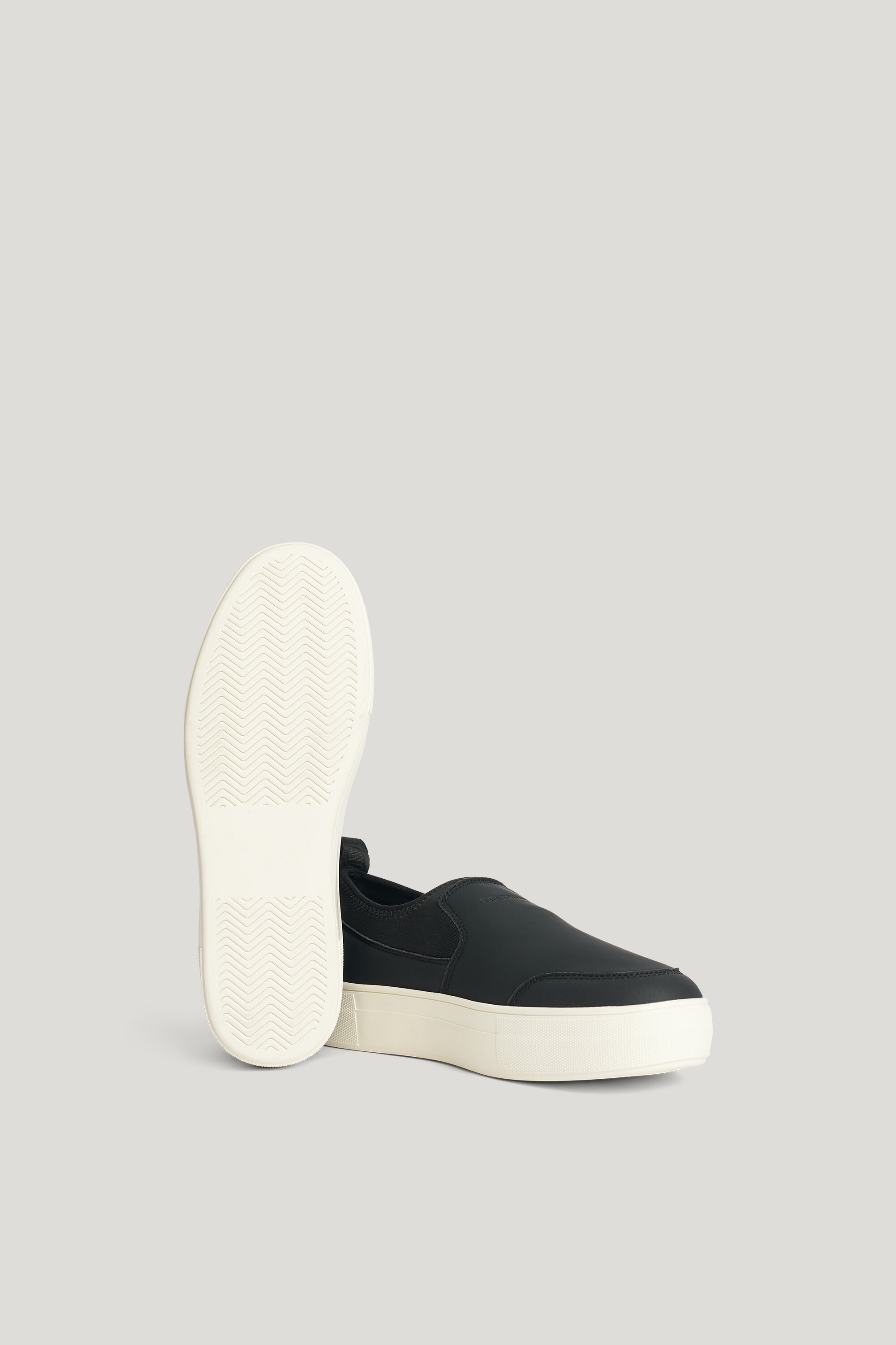 KASE HYBRID VANNTETTE SKO